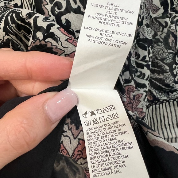 NWT Lucky Brand Boho Mixed Print Top 3/4 Bell Sleeve
Floral Striped Black Sz L - Picture 10 of 10